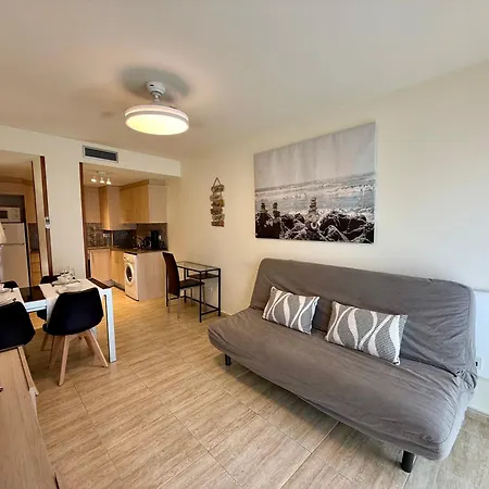 Oasis Lloret شقة *